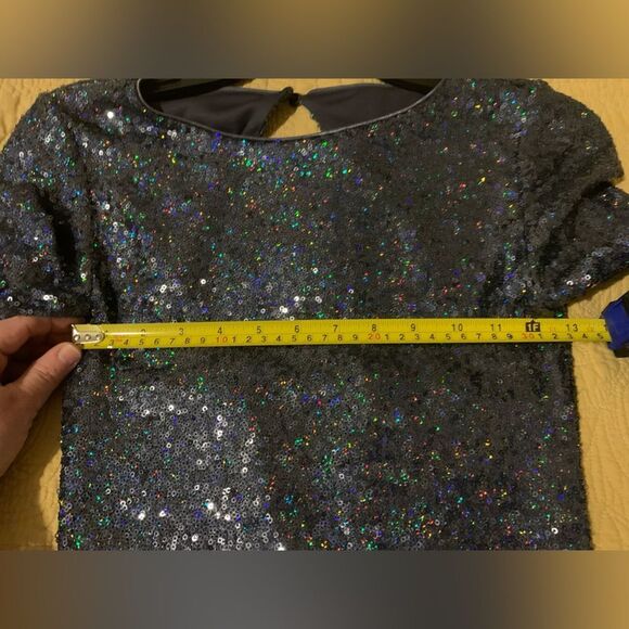 As U Wish Cocktail dress. Blue sequins. Size XS. Keyhole back. - Picture 8 of 10